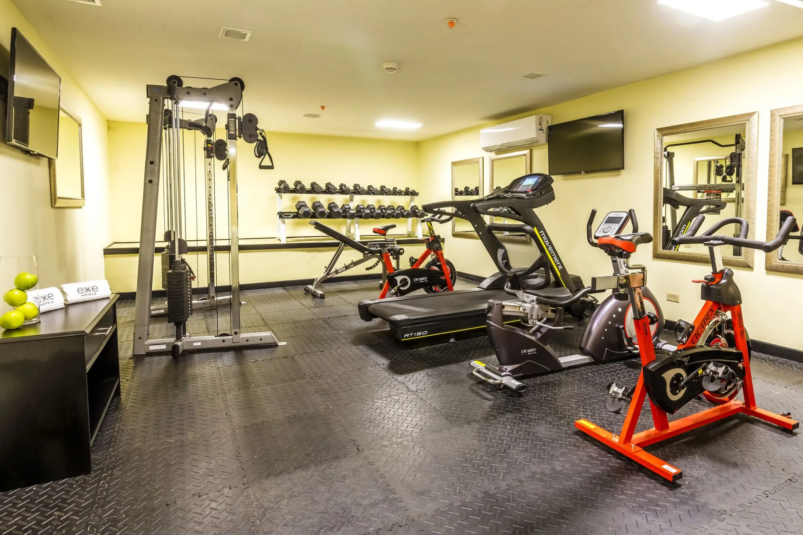 Photo - Urban Green Hotel & Suites