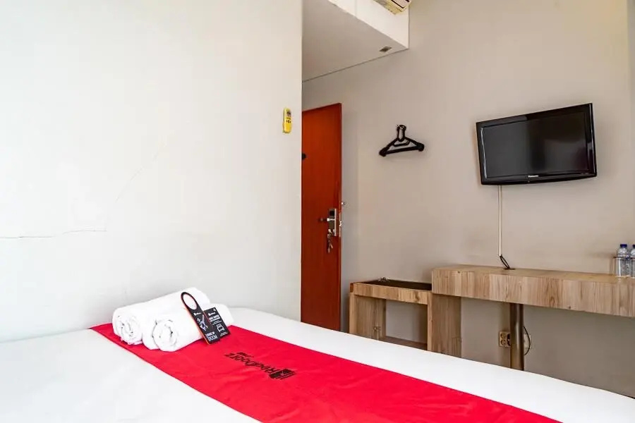 Photo - RedDoorz Plus at Blue Pacific Blok M