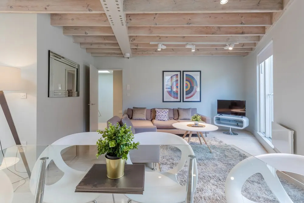 Photo - Holborn by Excel Apartments