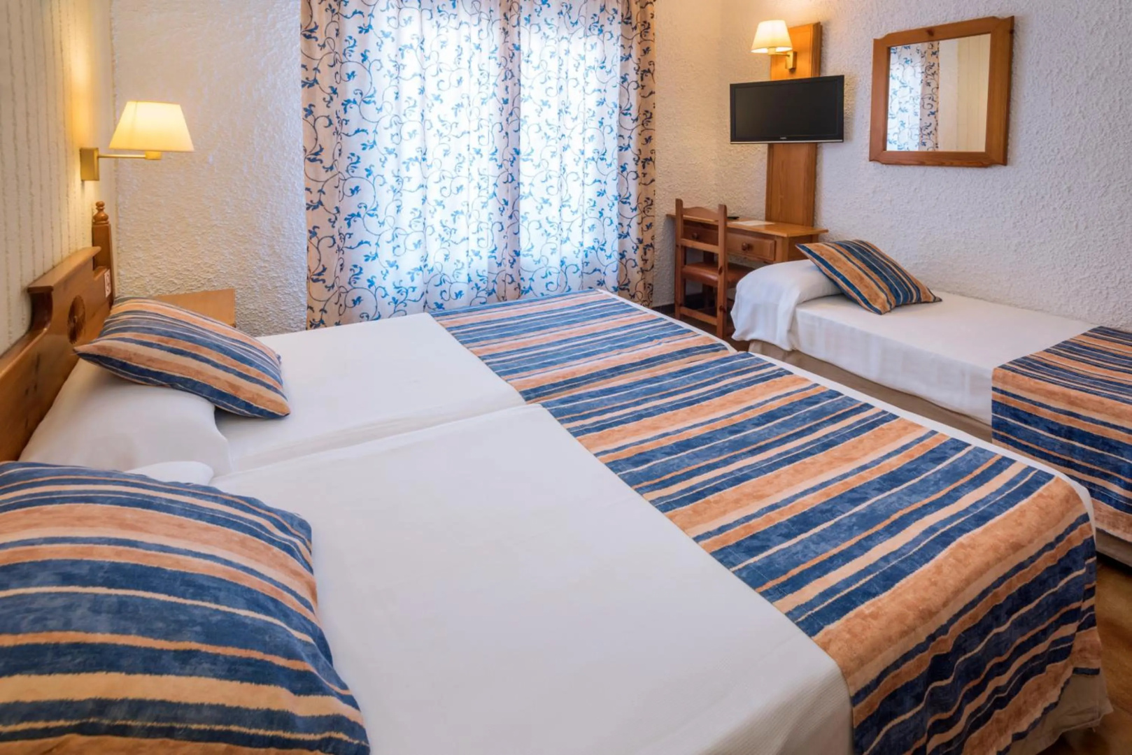 Photo - Hotel GHT Neptuno Tossa & Venus SPA