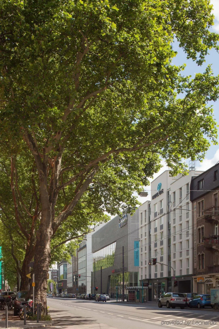 Photo - Motel One Frankfurt-East Side