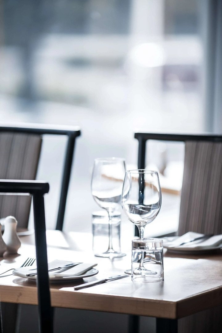 Photo - Bay Plaza Hotel