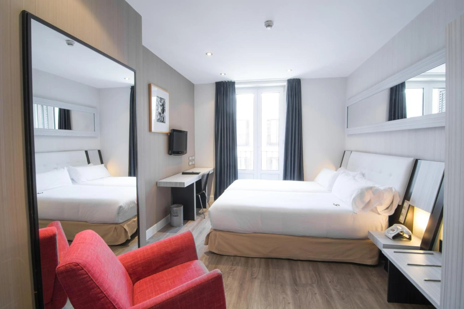 Foto - Petit Palace Arenal