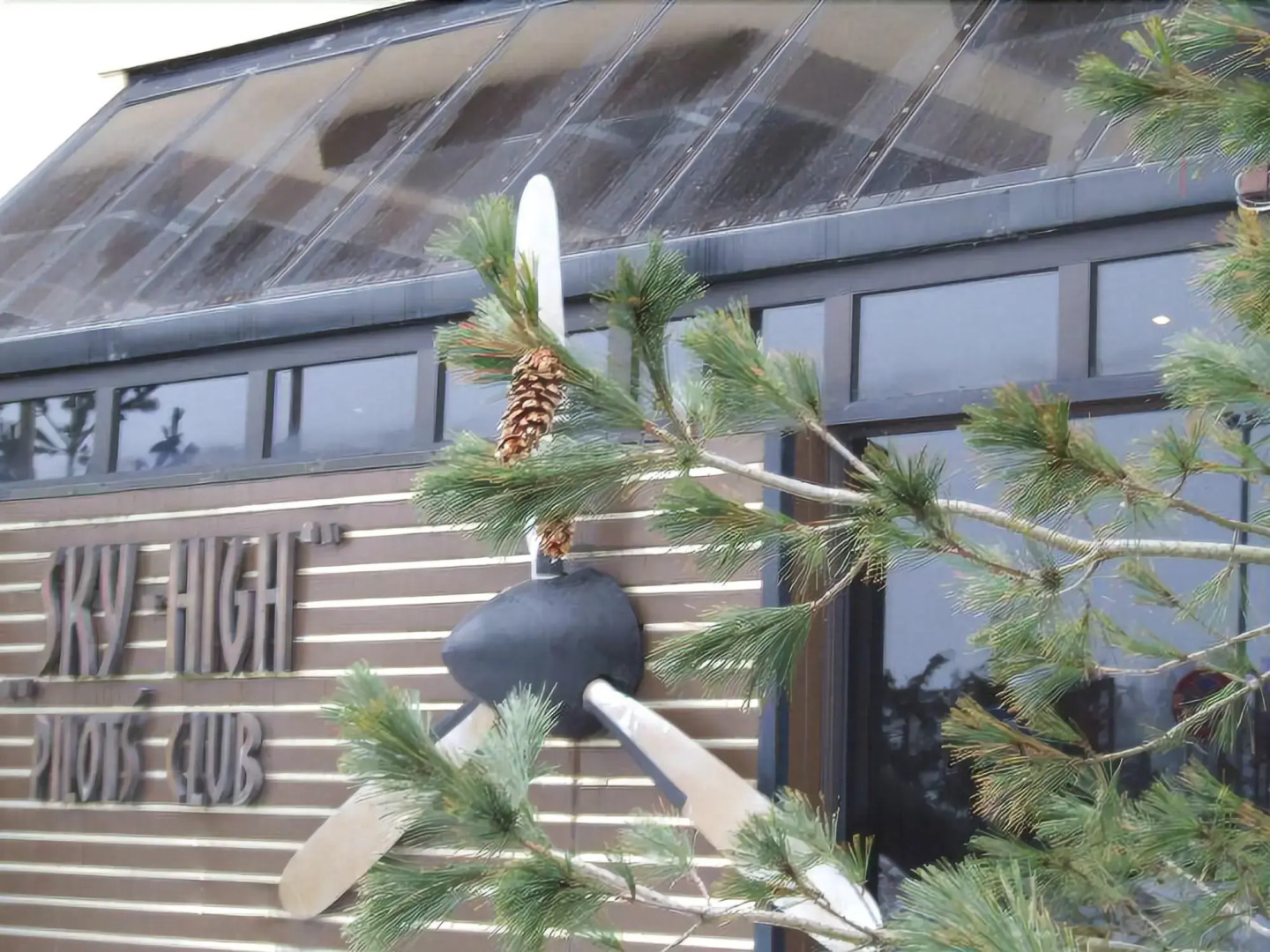 Photo - Sky High Hotel Airport 200 meters from the terminal