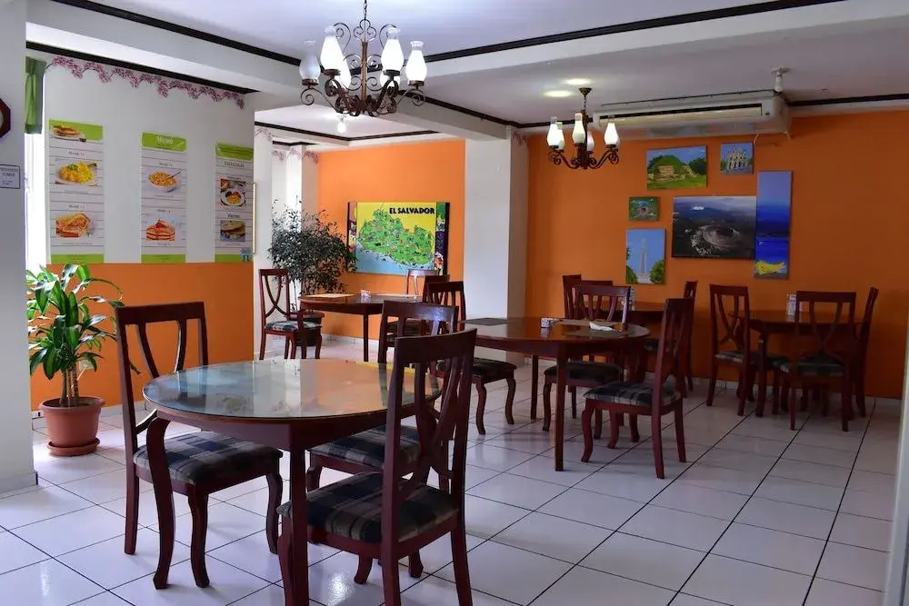 Photo - Hotel Villa Serena San Benito