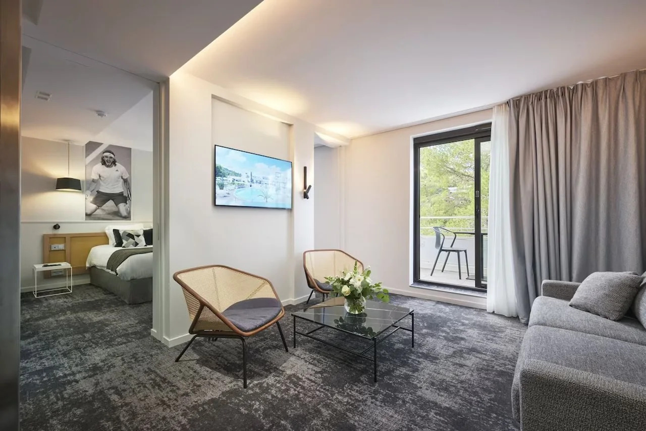 Photo - Mouratoglou Hotel & Resort