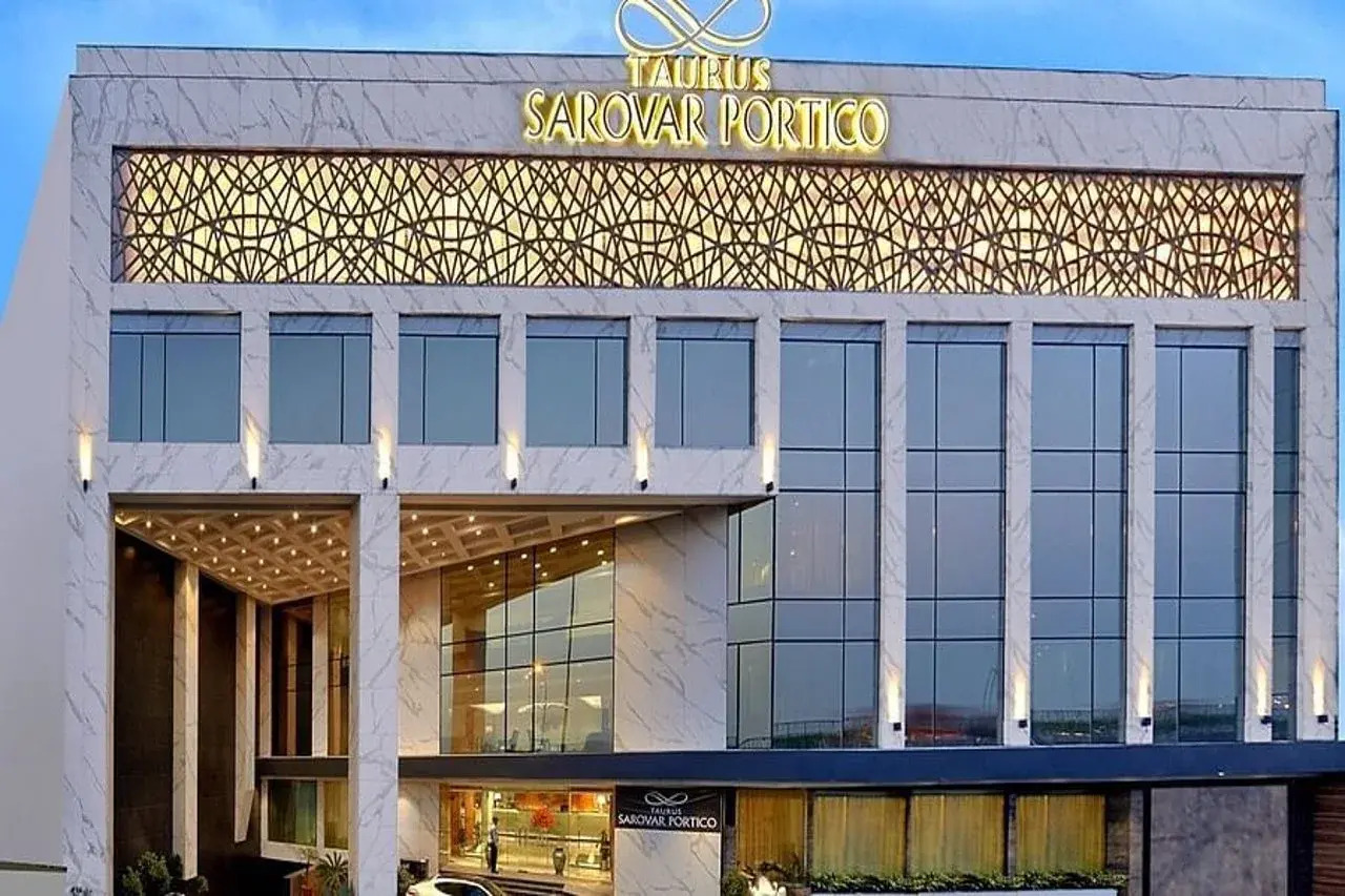 Photo - Taurus Sarovar Portico