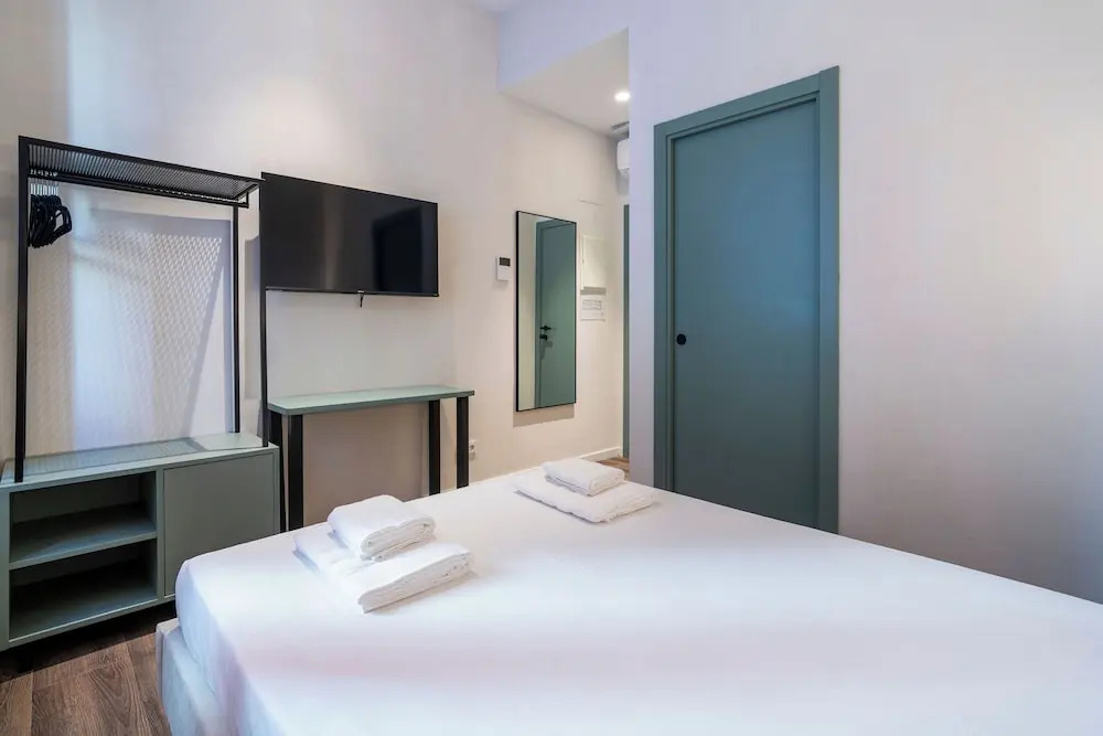 Foto - VLC HOST - Reina 168