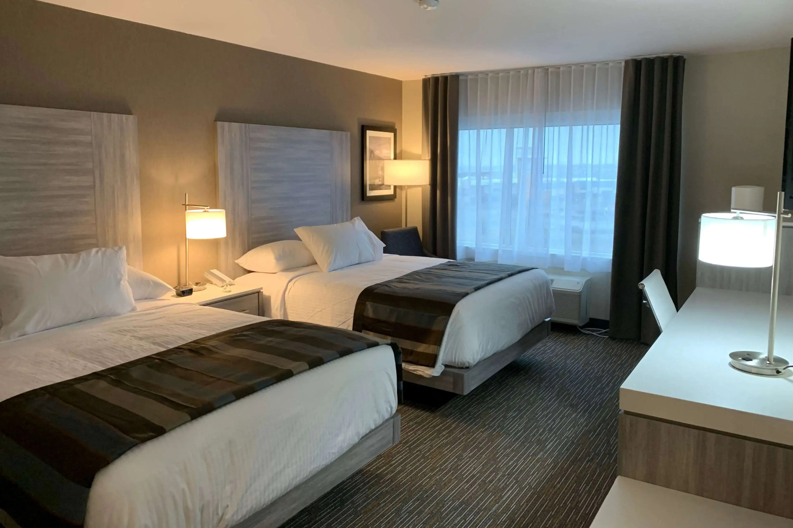 Photo - Wingate by Wyndham Kanata West Ottawa