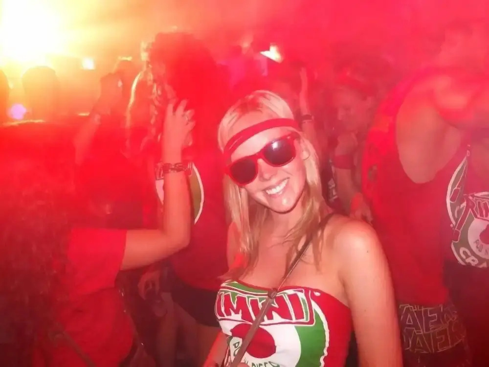 Photo - Sunflower Beach Backpacker Hostel & Bar