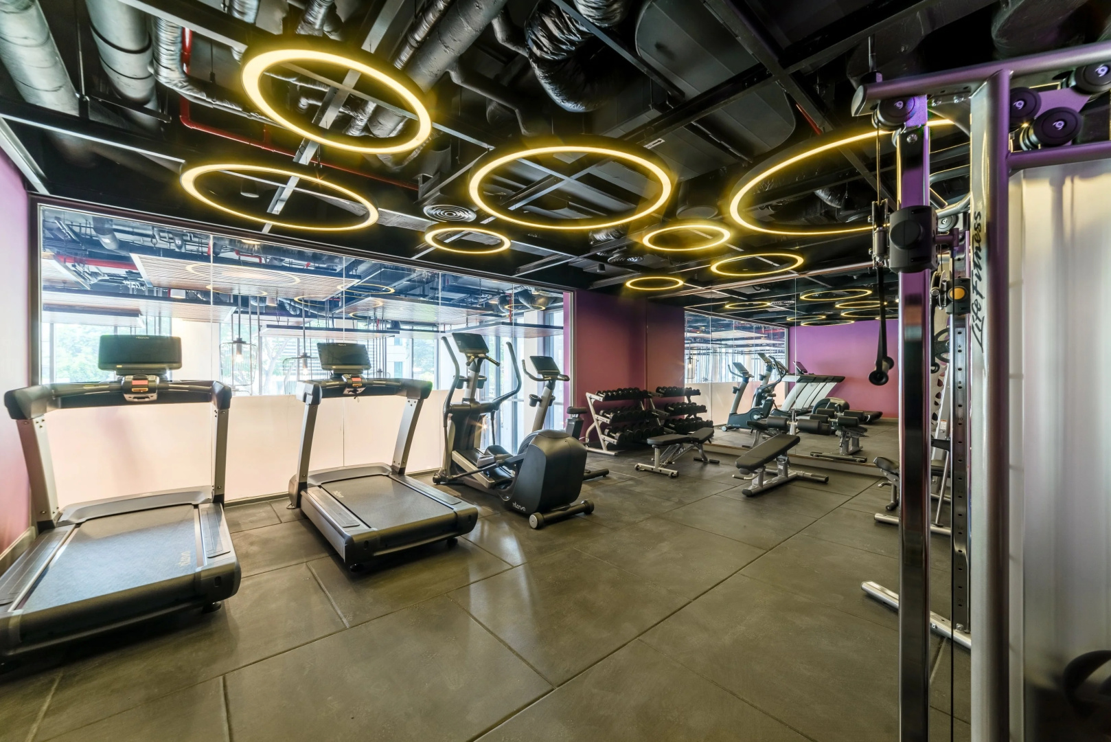 Photo - Wink Saigon Centre, Unscripted by Hyatt - 24 Hours stay