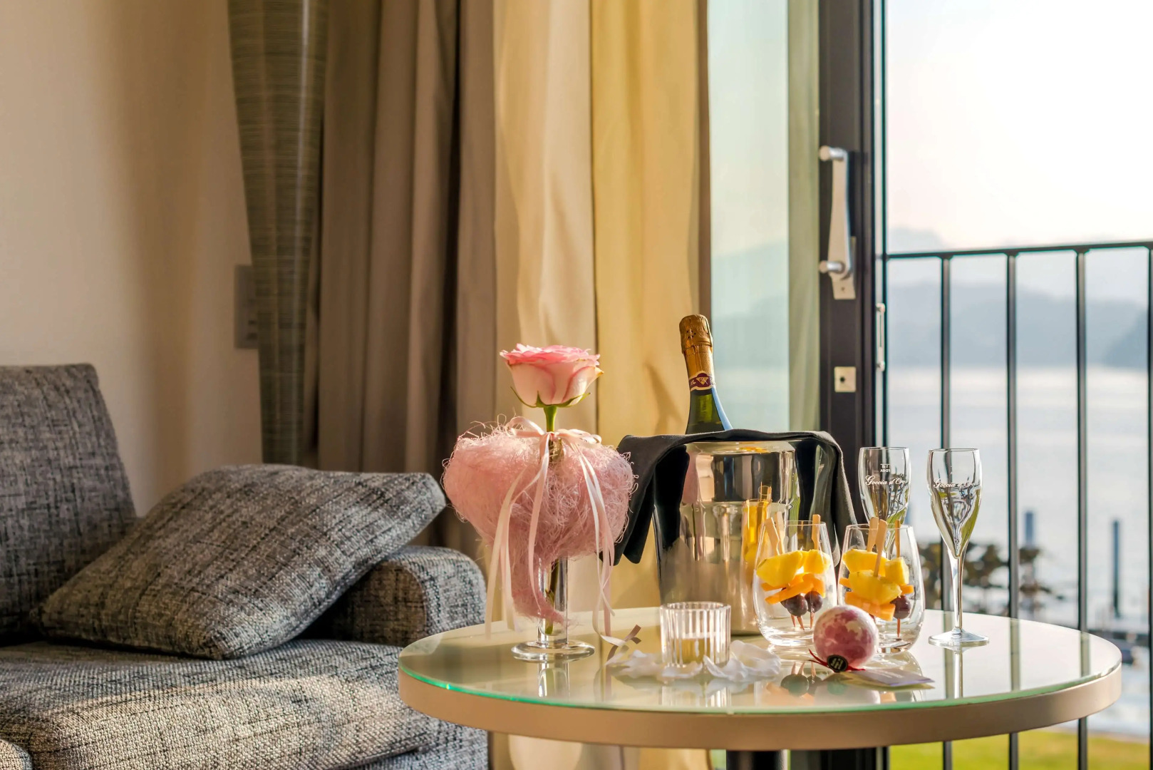 Photo - HERMITAGE Lake Lucerne - Beach Club & Lifestyle Hotel