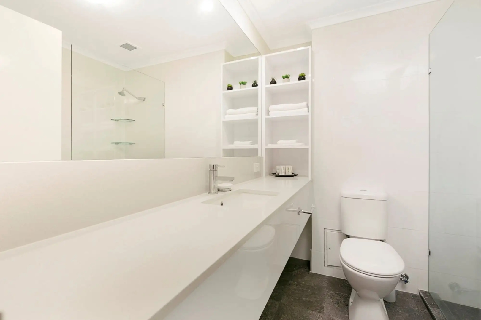 Photo - The Wellington Apartment Hotel
