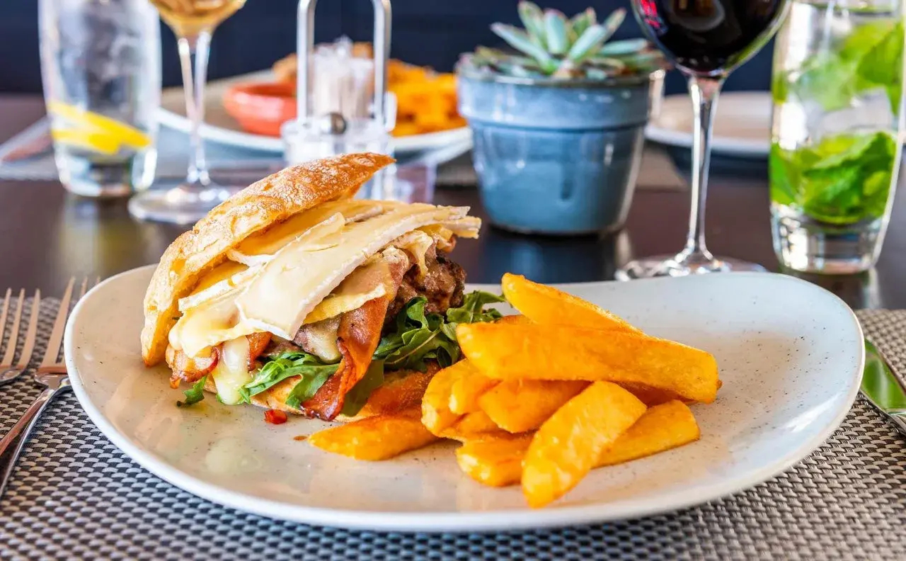 Photo - aha Harbour Bridge Hotel & Suites