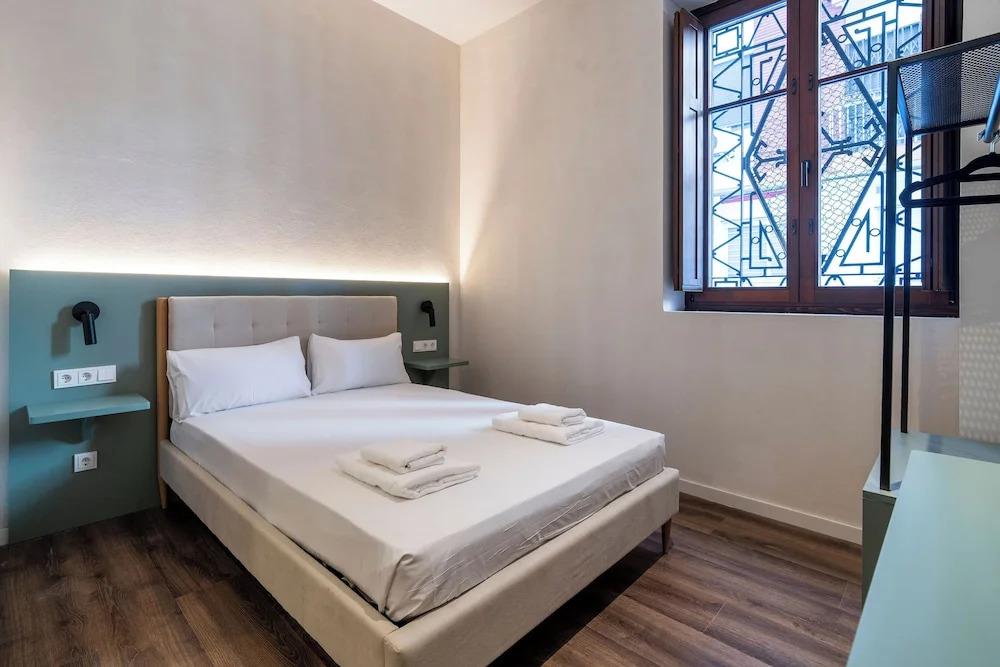 Foto - VLC HOST - Reina 168