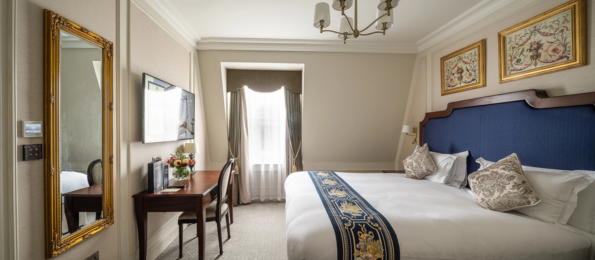 Photo - The Leonard Hotel