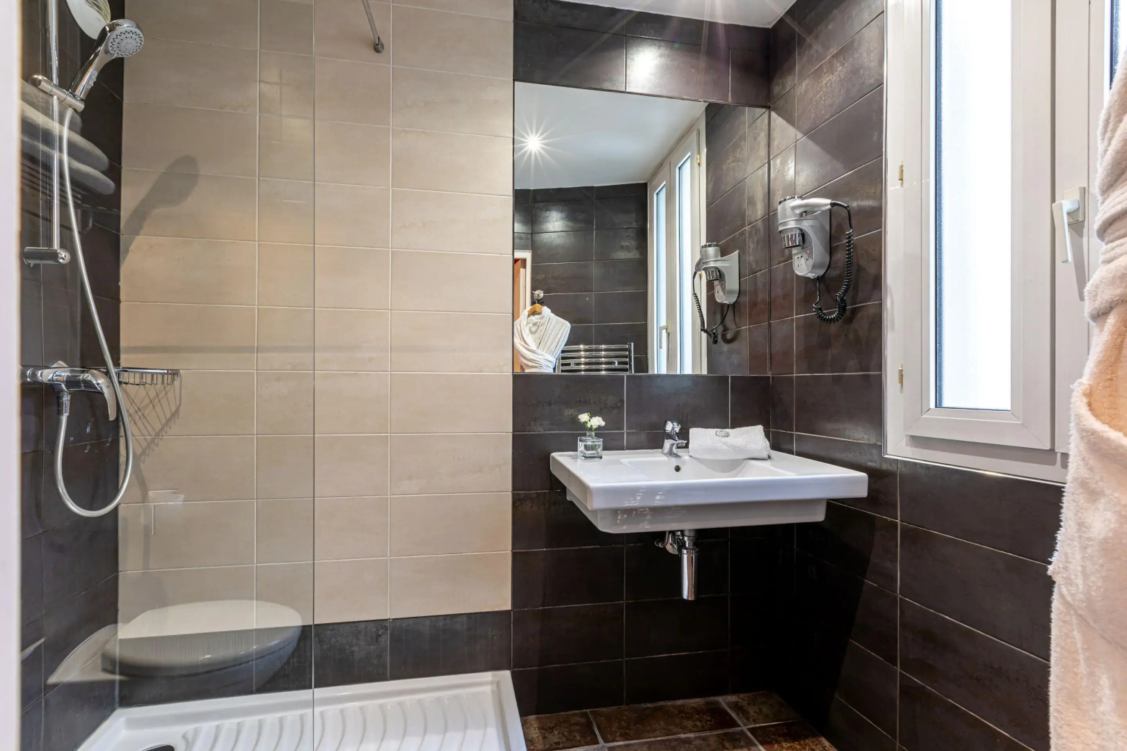 Foto - Hotel Ariane Montparnasse by Patrick Hayat