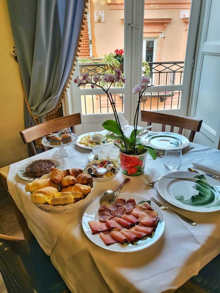 Photo - Palazzo Degli Antoci