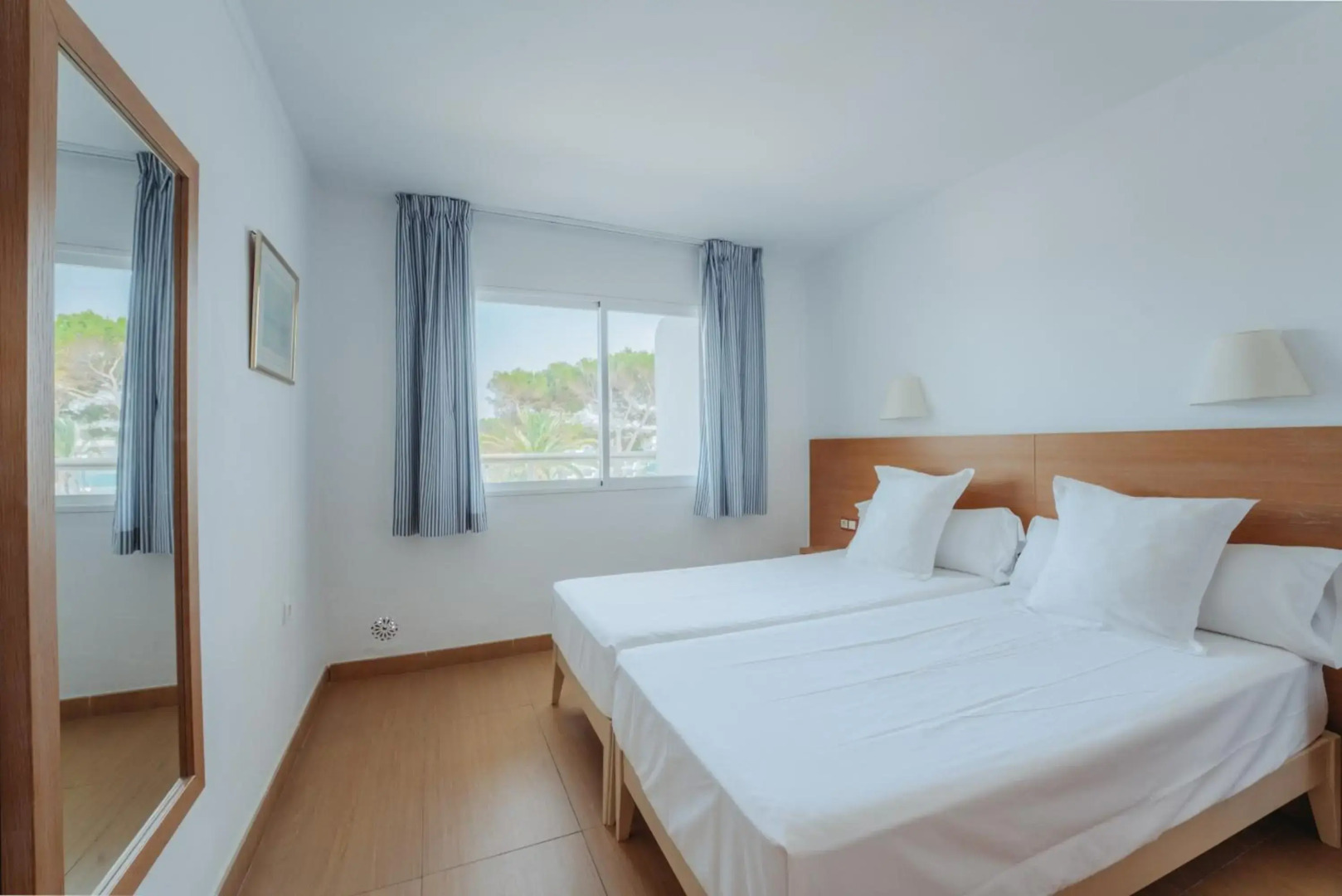 Photo - Aparthotel Ses Fotges