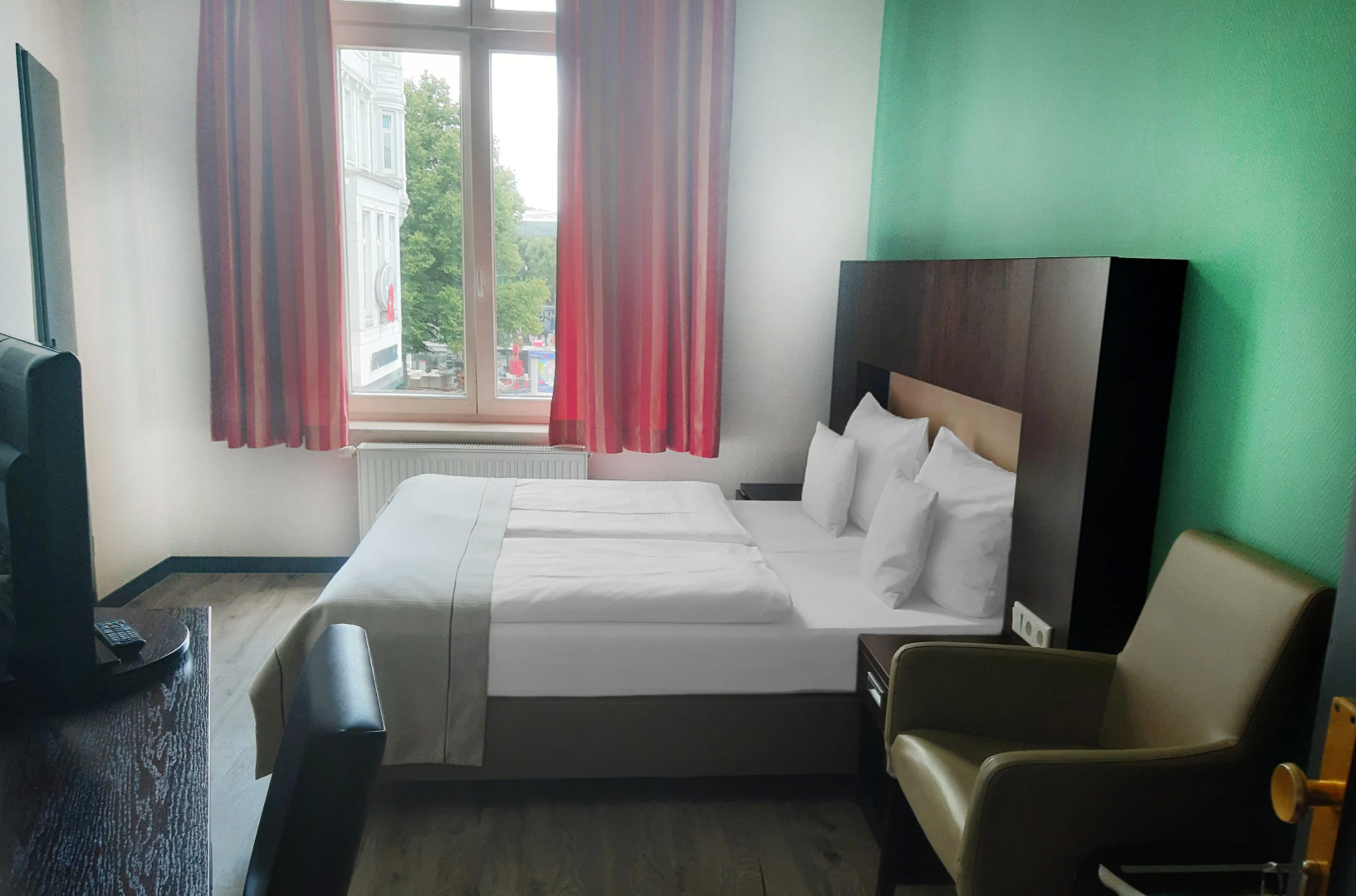 Photo - Garner Hotel Hamburg - Graf Moltke by IHG