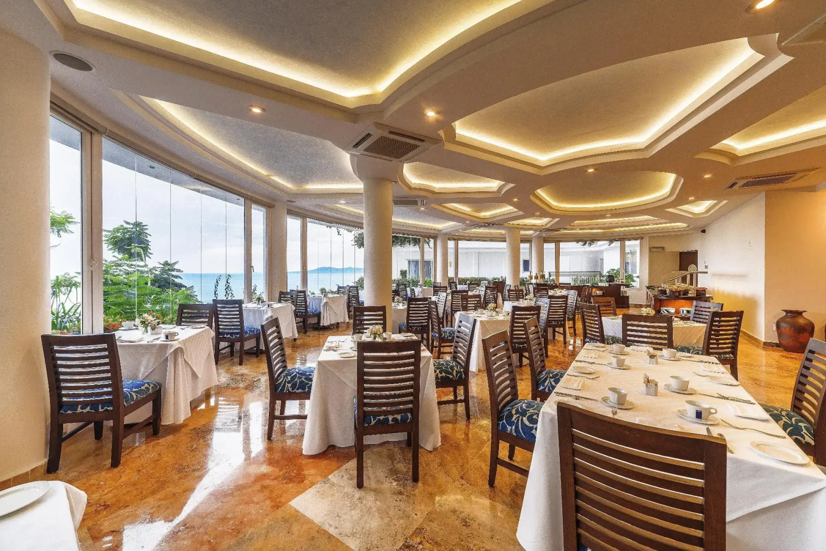 Foto - Grand Miramar All Luxury Suites & Residences