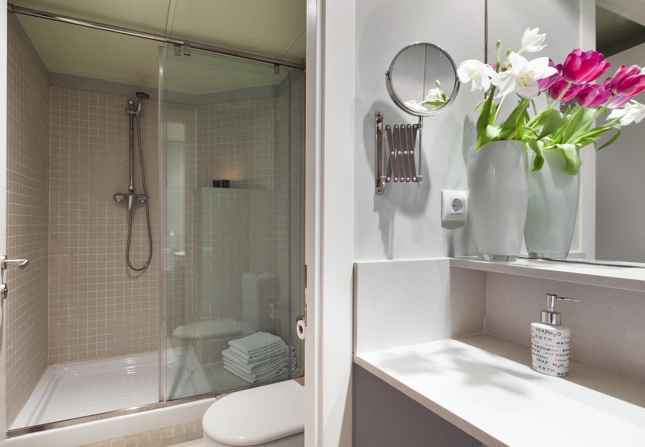 Photo - Inside Barcelona Apartments Esparteria