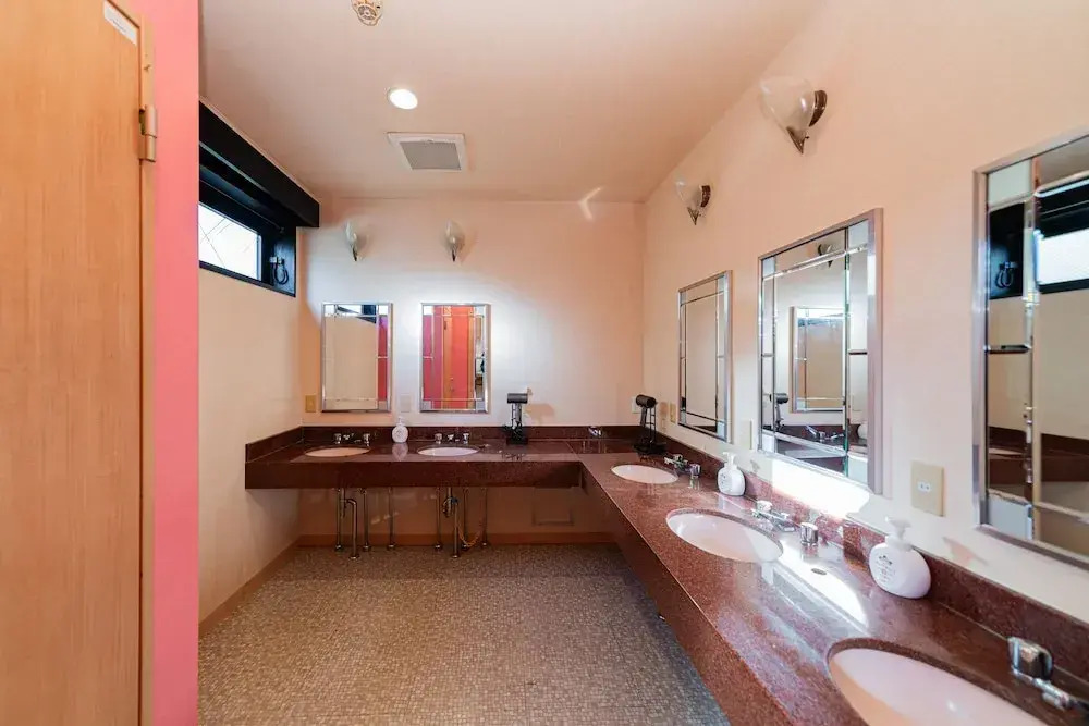 Photo - E JOY INN-East Nipoori Branch