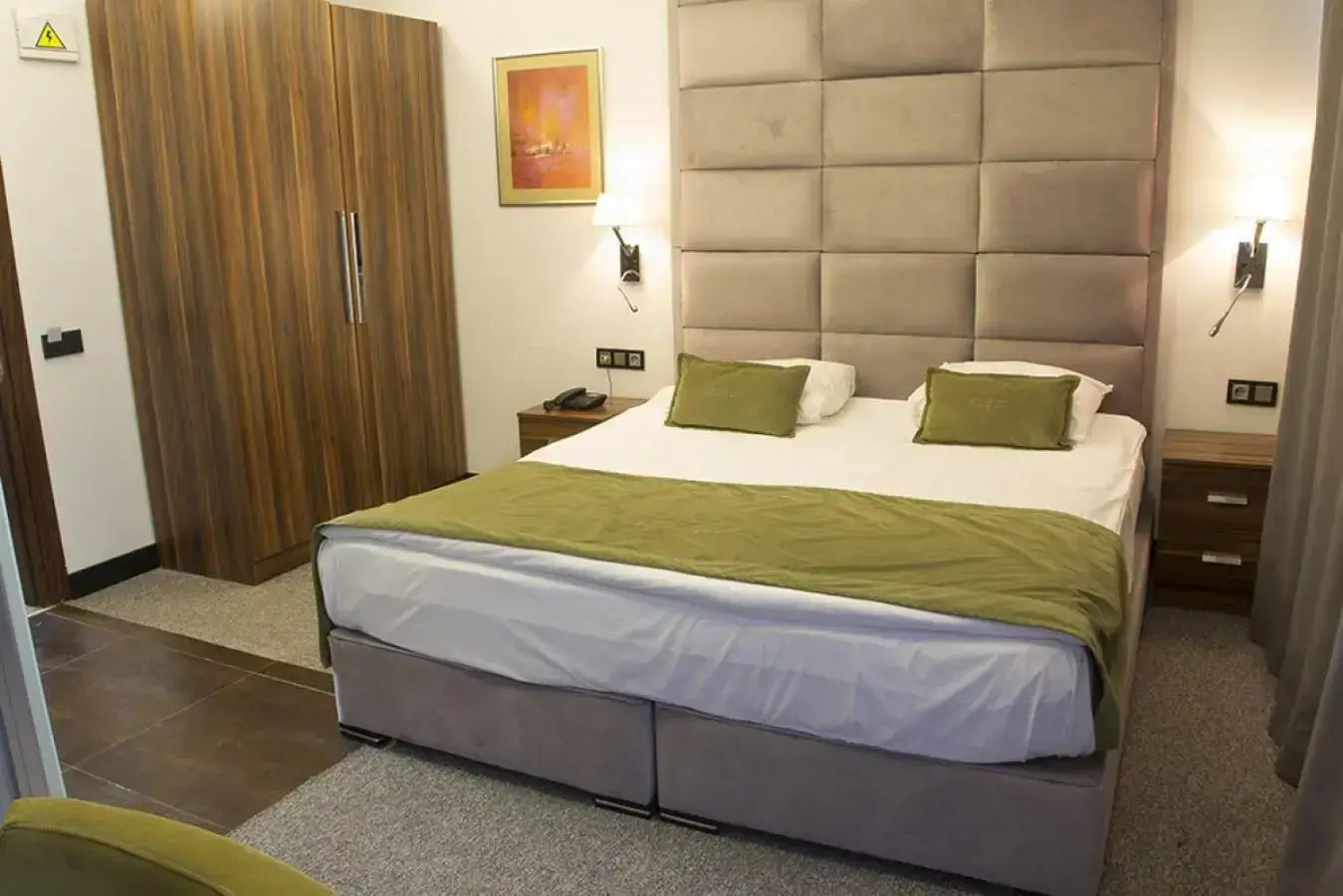 Photo - The 22 Hotel