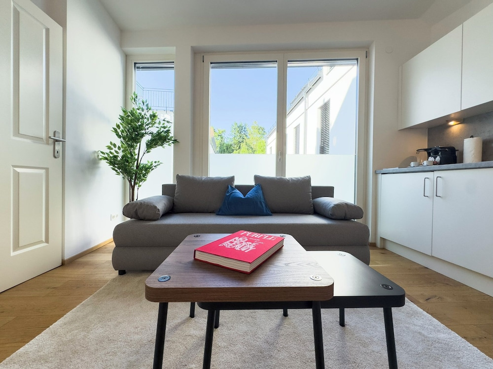 Photo - Hillside Living Vienna