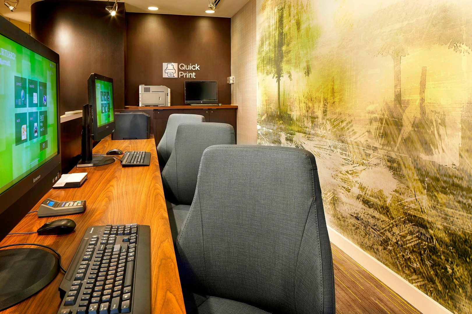 Foto - Courtyard by Marriott Edison Woodbridge