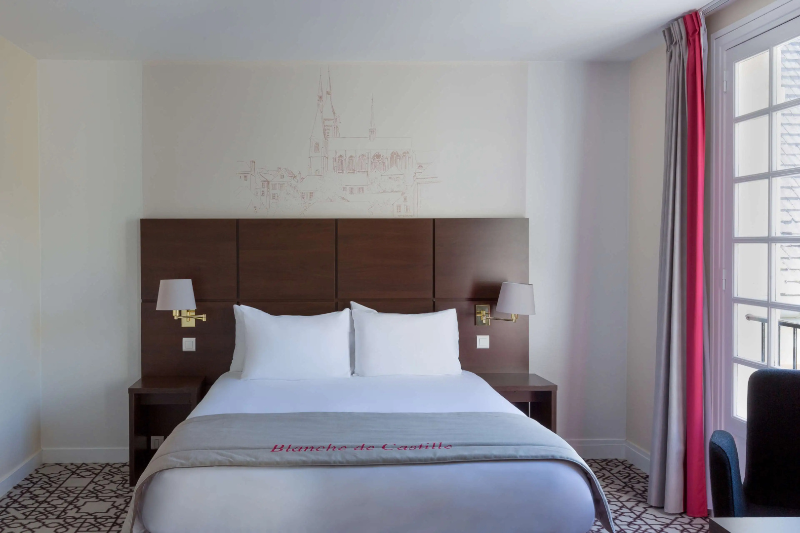 Foto - Best Western Blanche De Castille Dourdan
