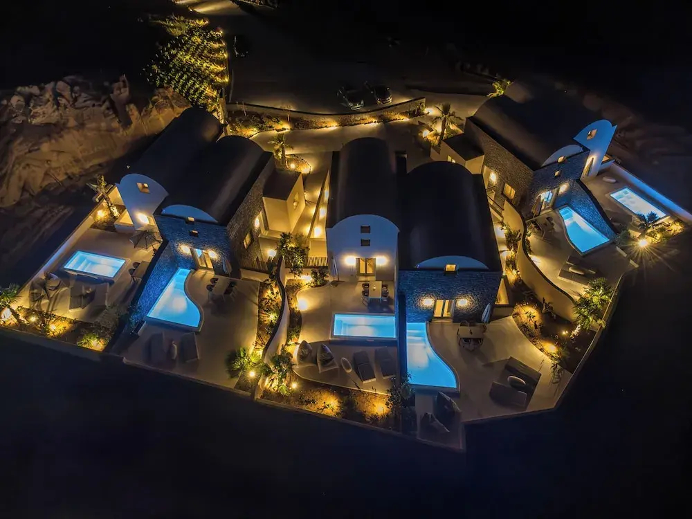 Photo - Halo Santorini - Living Experience