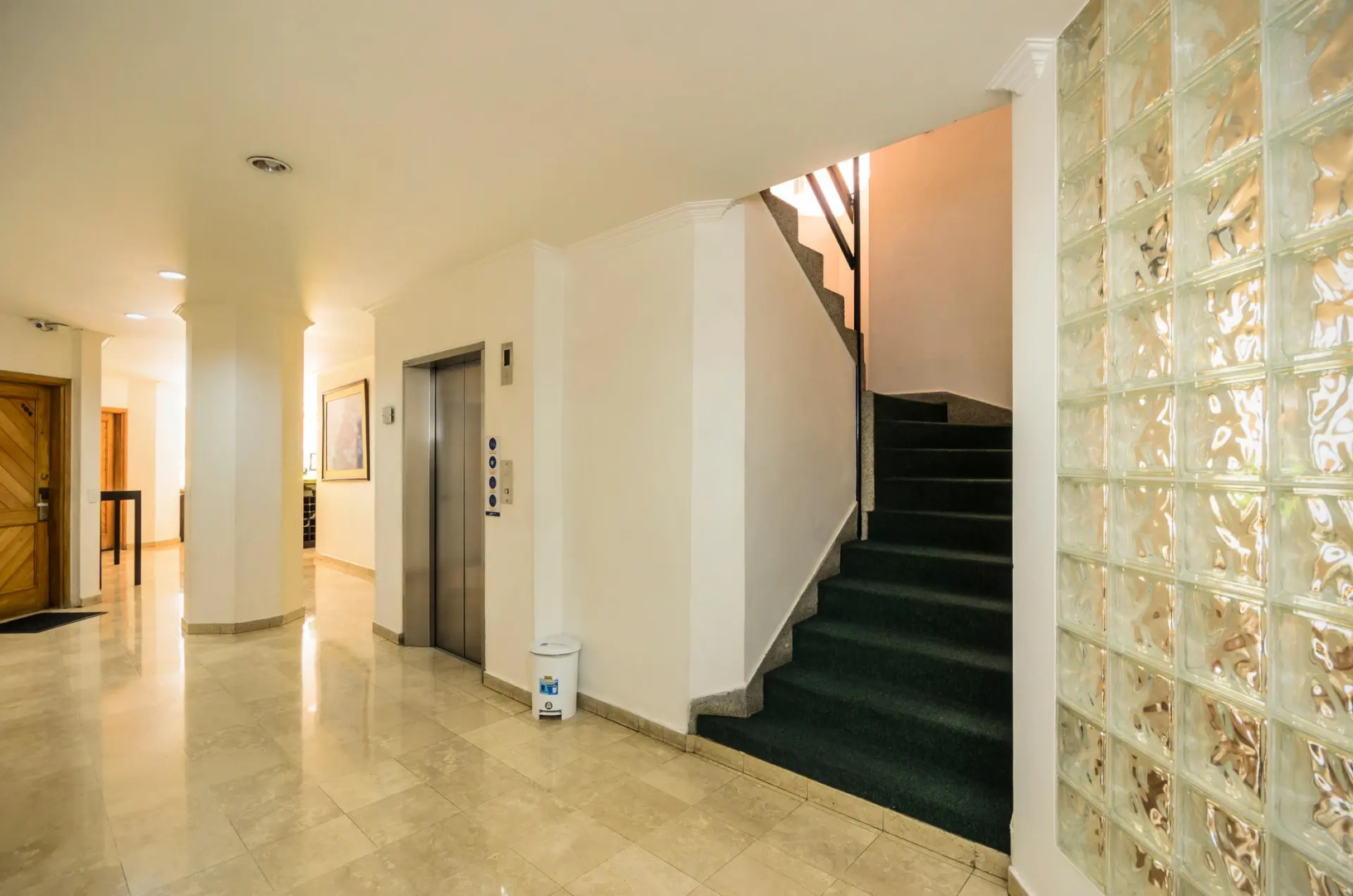Foto - Travelers Suites Edificio Fontana Plaza