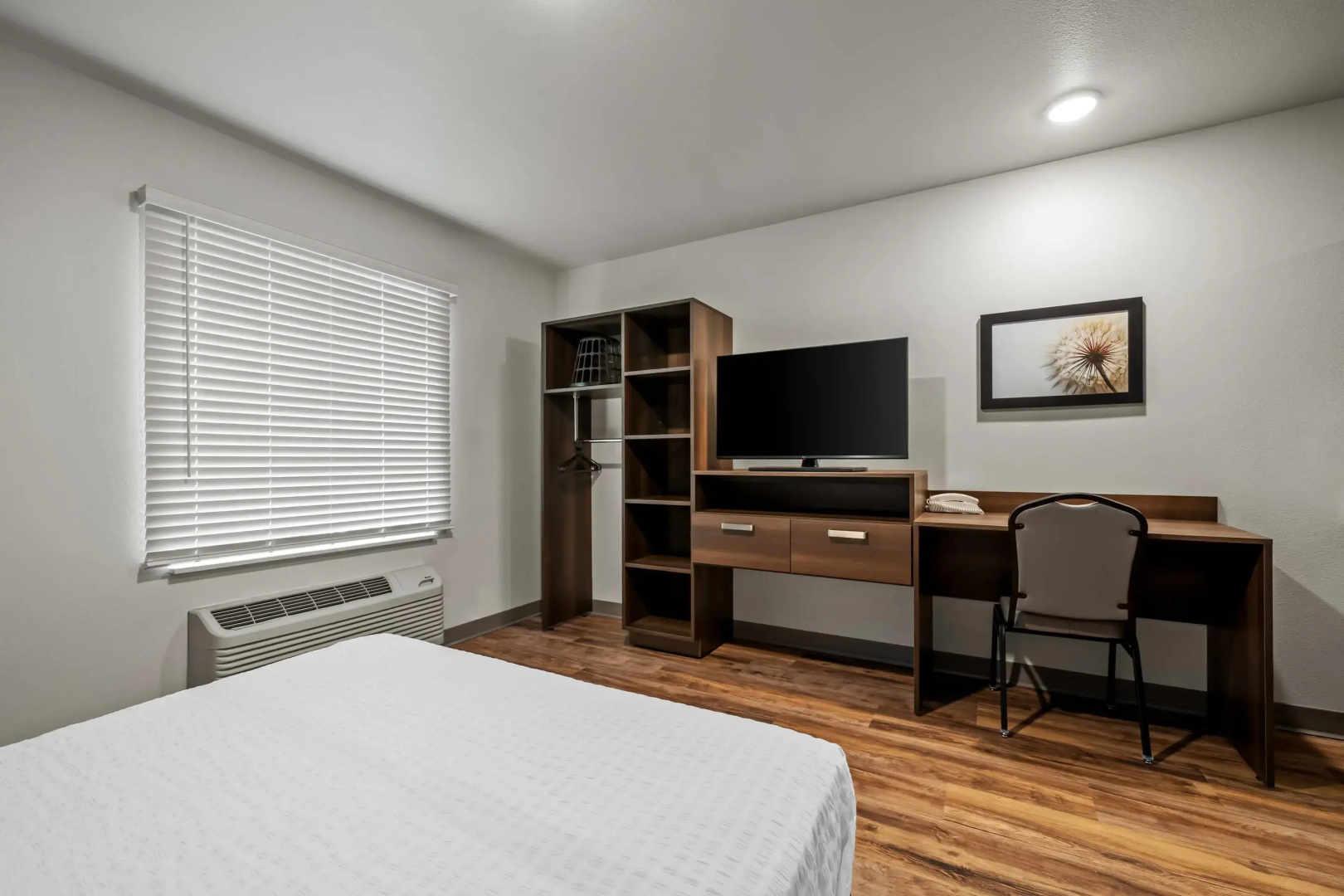 Foto - WoodSpring Suites Orlando East UCF