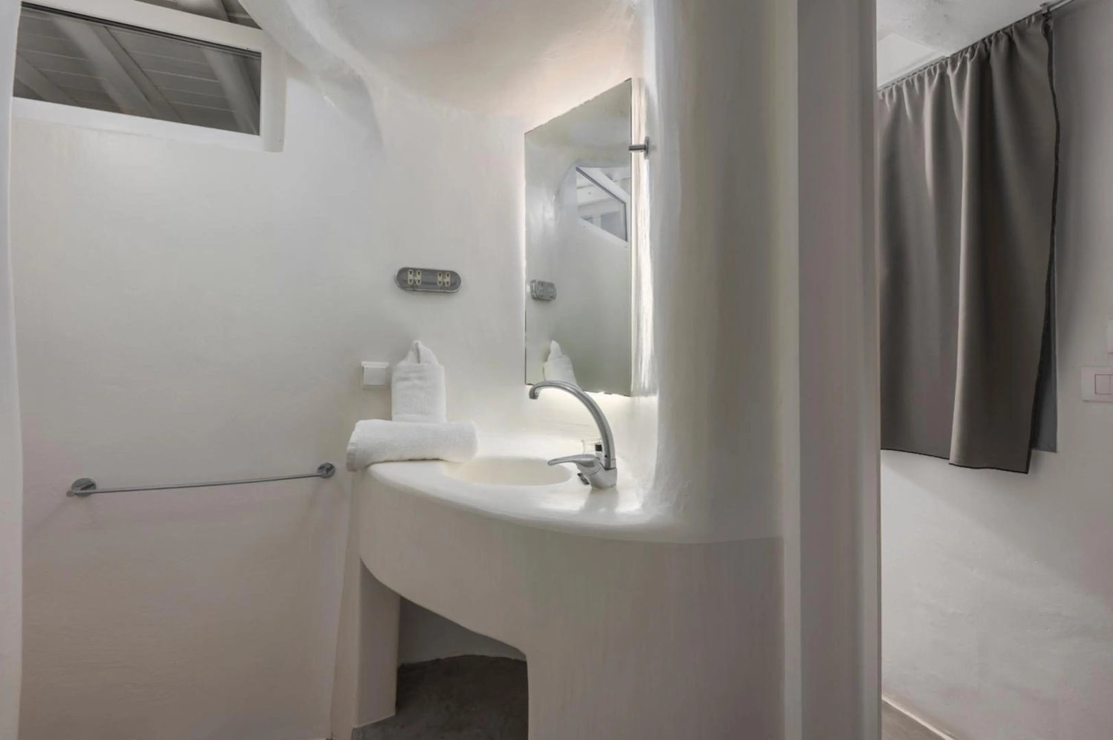 Photo - Flaskos suites