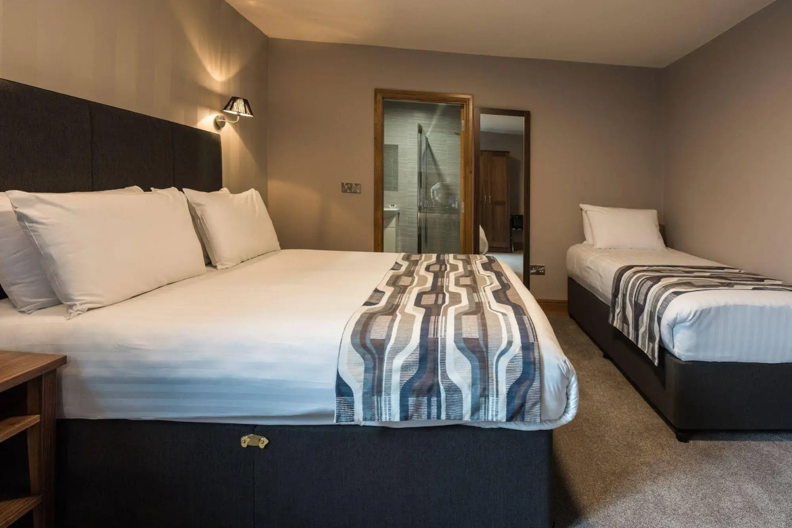 Photo - Springfield Hotel