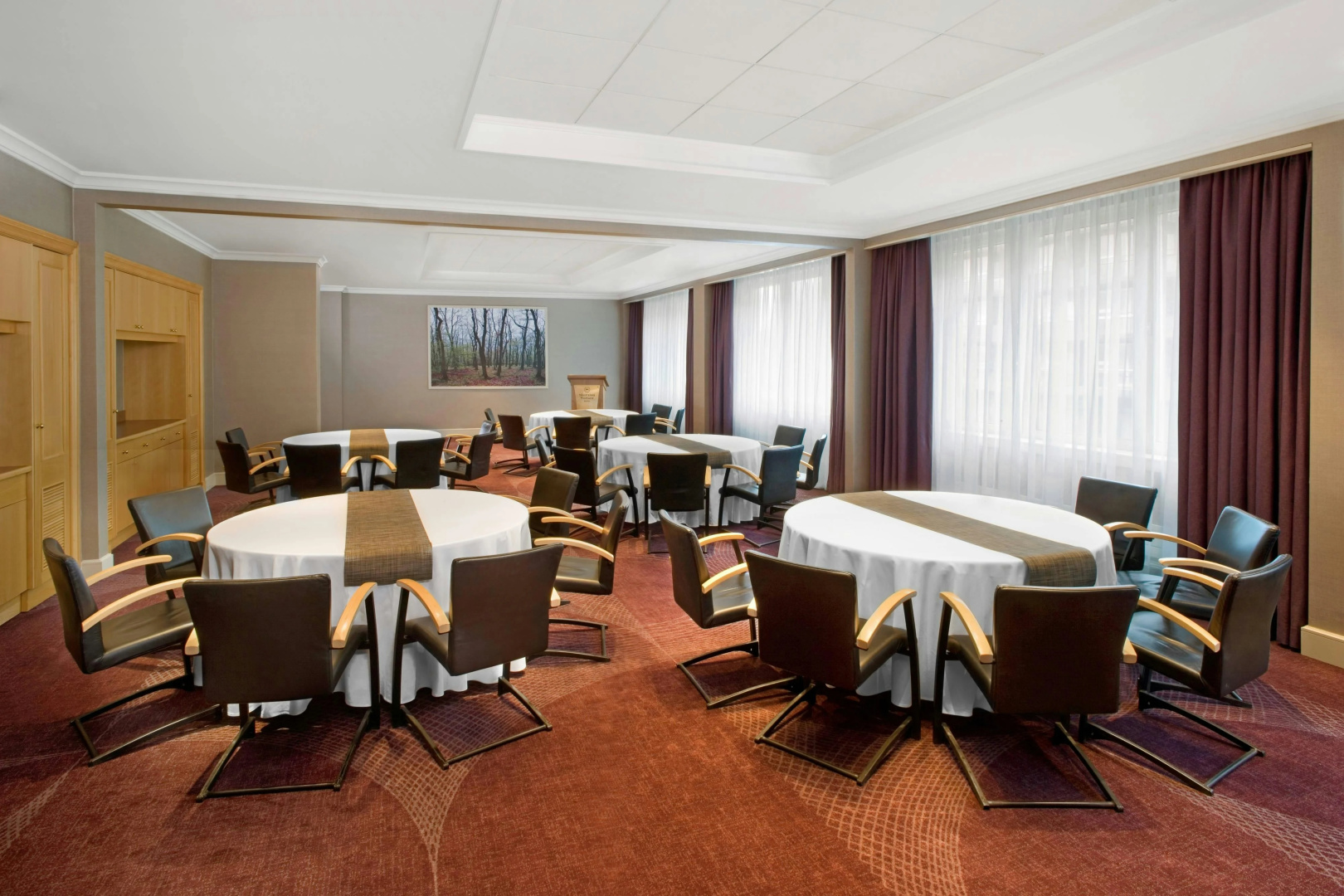 Photo - Sheraton Grand Warsaw