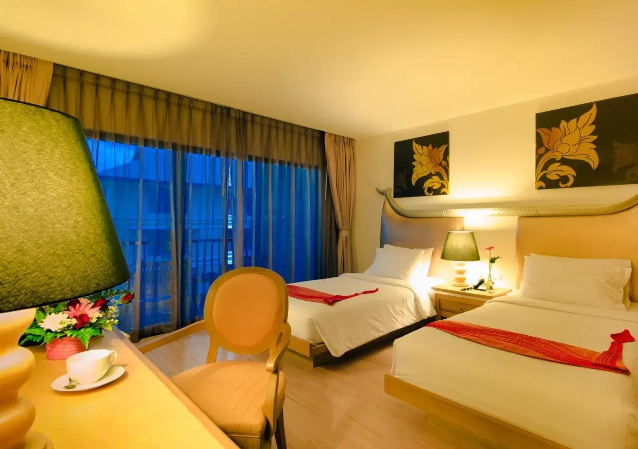 Photo - The StandardX, Bangkok Phra Arthit