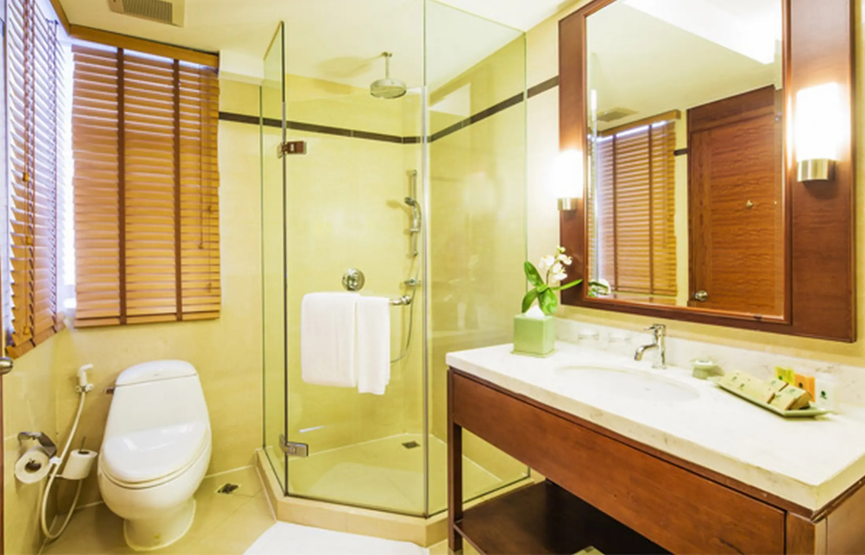 Photo - Column Bangkok Hotel