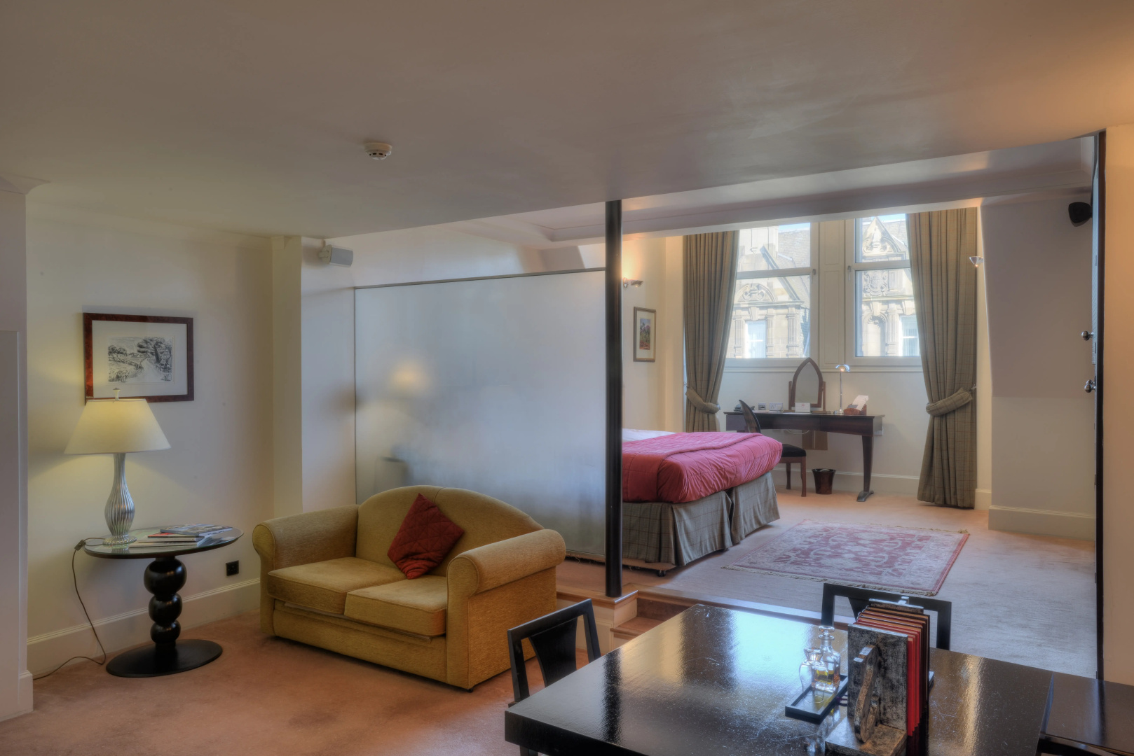 Photo - The Scotsman Hotel