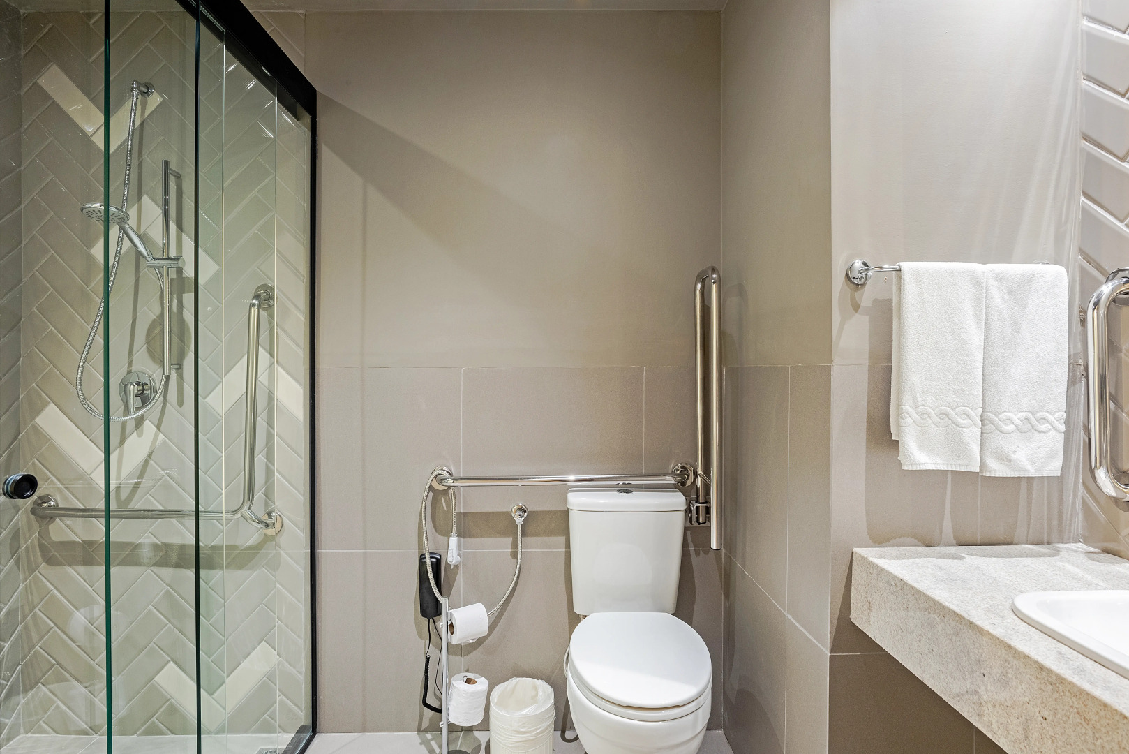 Photo - Slim Hotel Curitiba Alto da XV