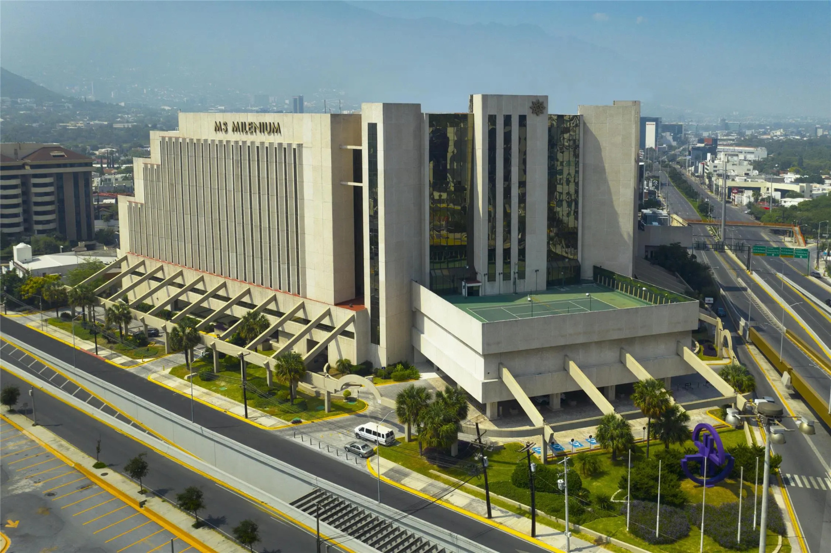 Foto - Ms Milenium Monterrey Curio Collection By Hilton
