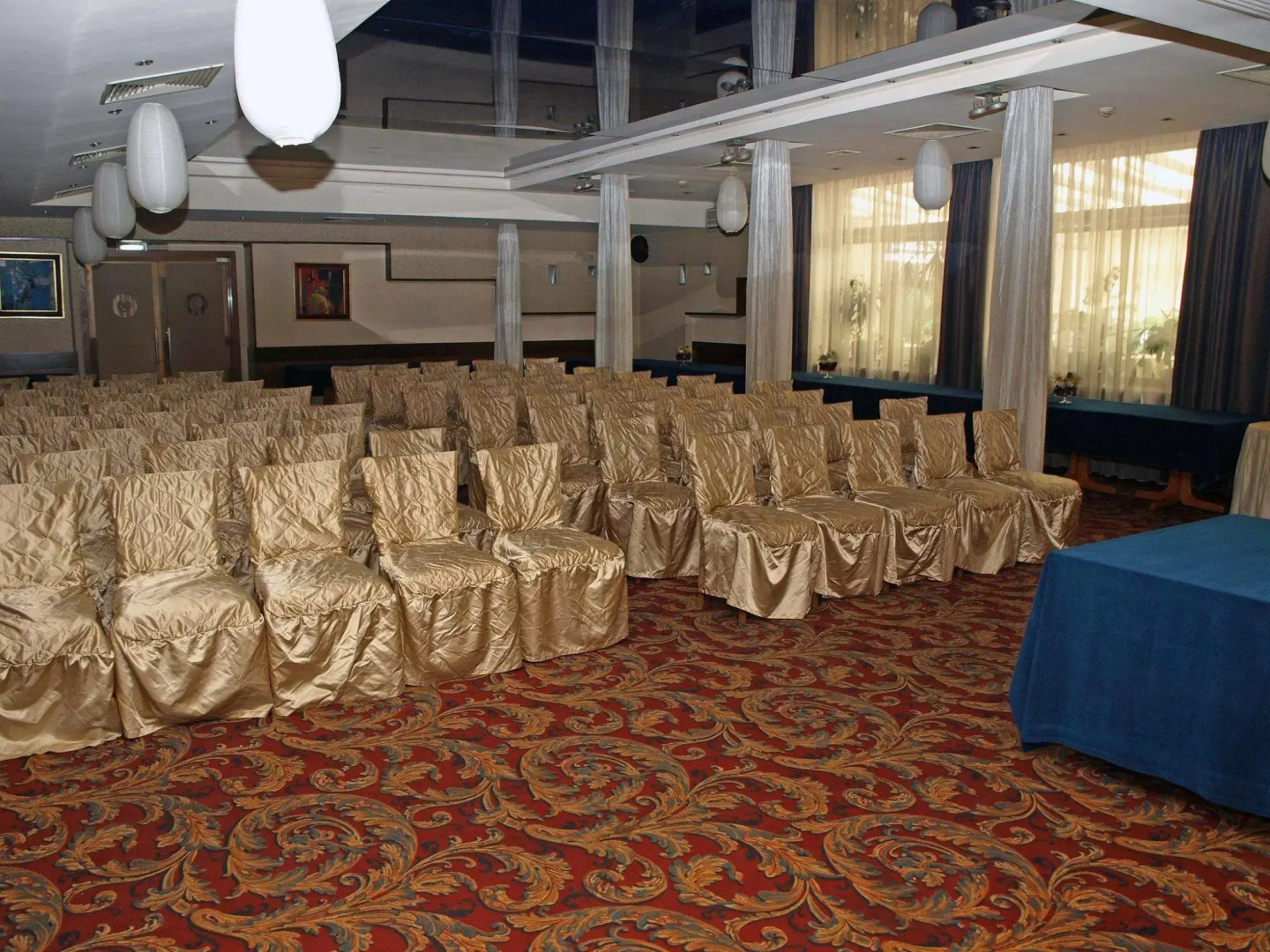 Foto - Hotel Forum - Free Parking for cars