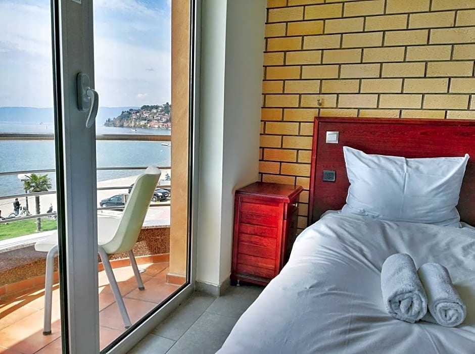 Royal View Hotel And Spa