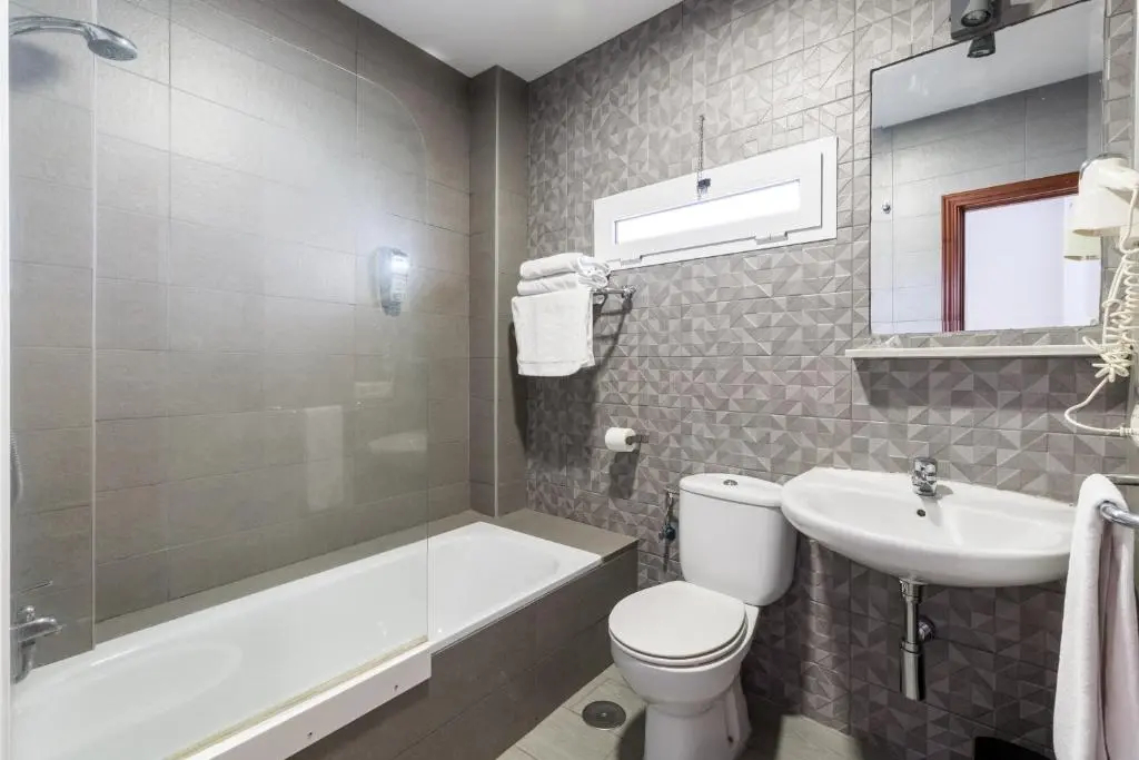 Photo - Cool Sevilla Hotel