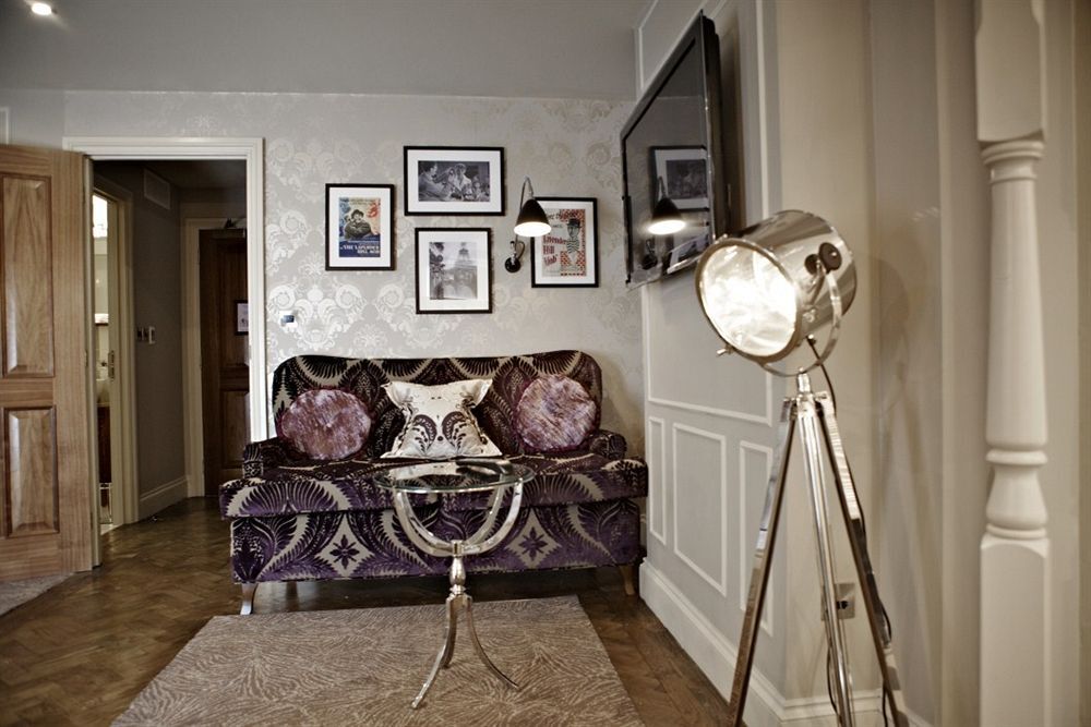 Photo - The Drayton Court Hotel