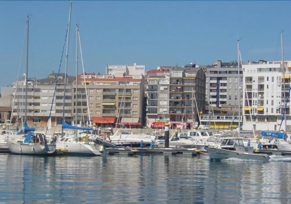 Photo - Hotel Faro Salazón