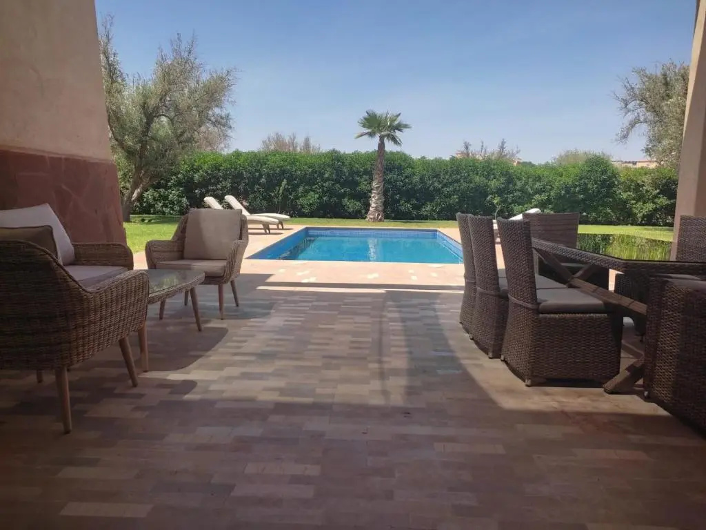 Foto - Villa isolée 4 façades avec piscine