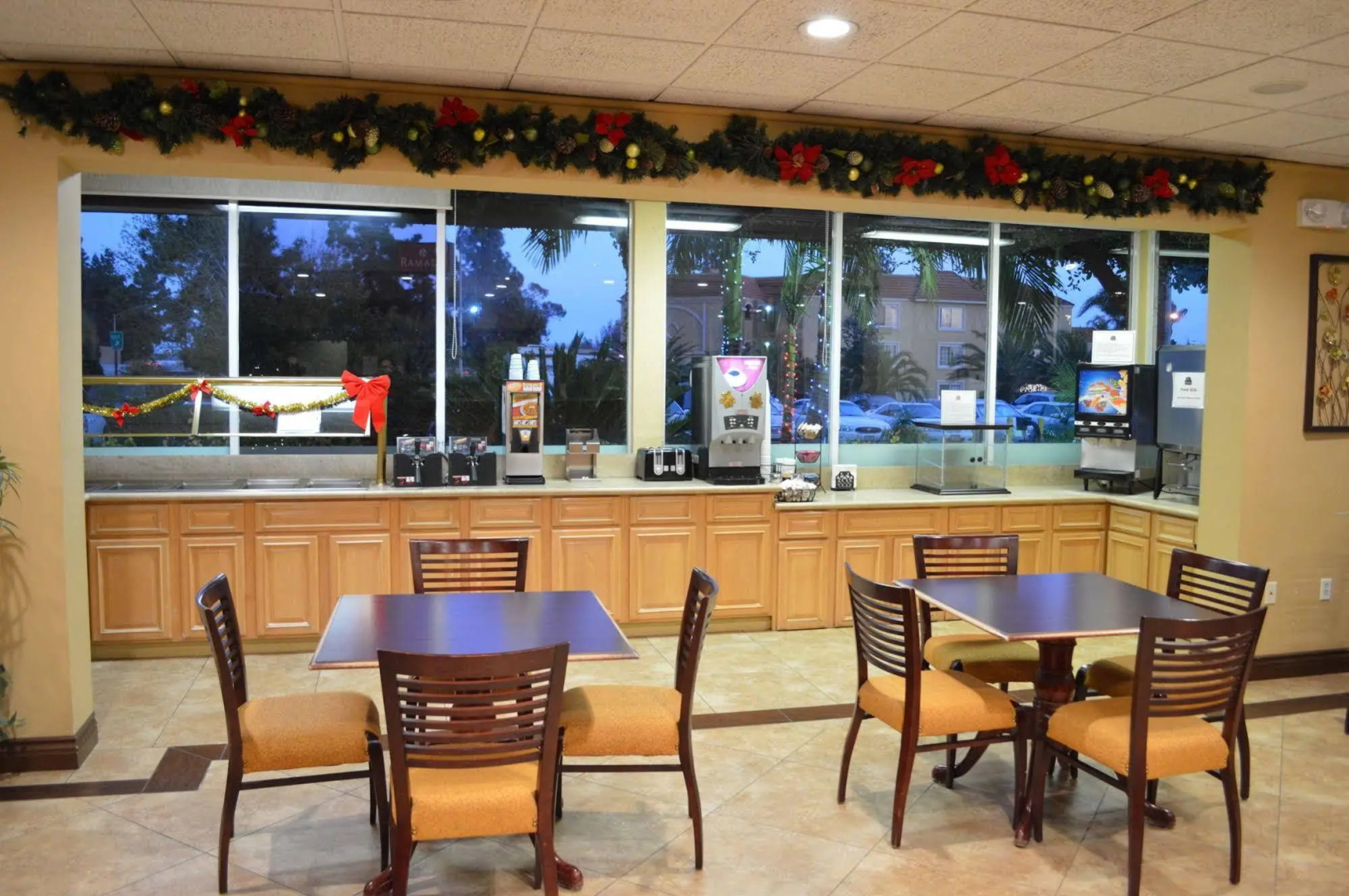 Foto - Ontario Airport Inn
