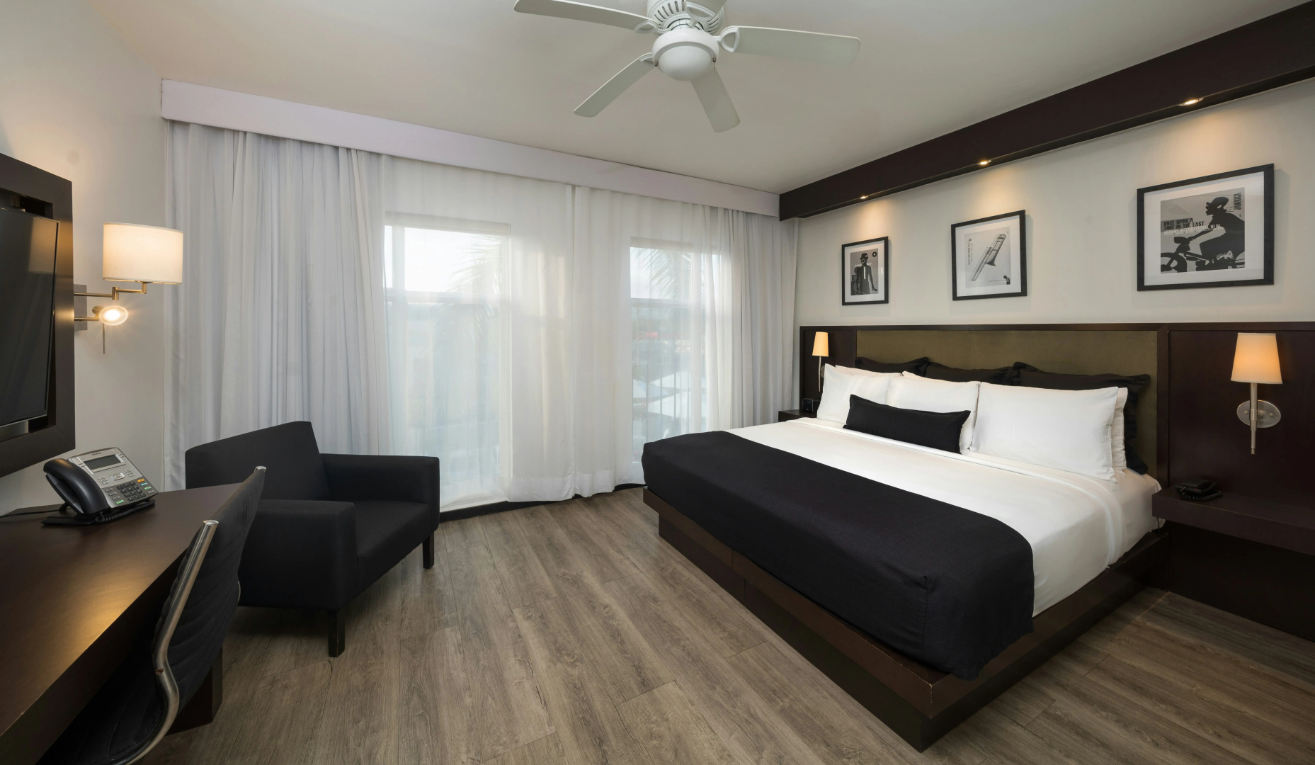 Photo - S Hotel Kingston